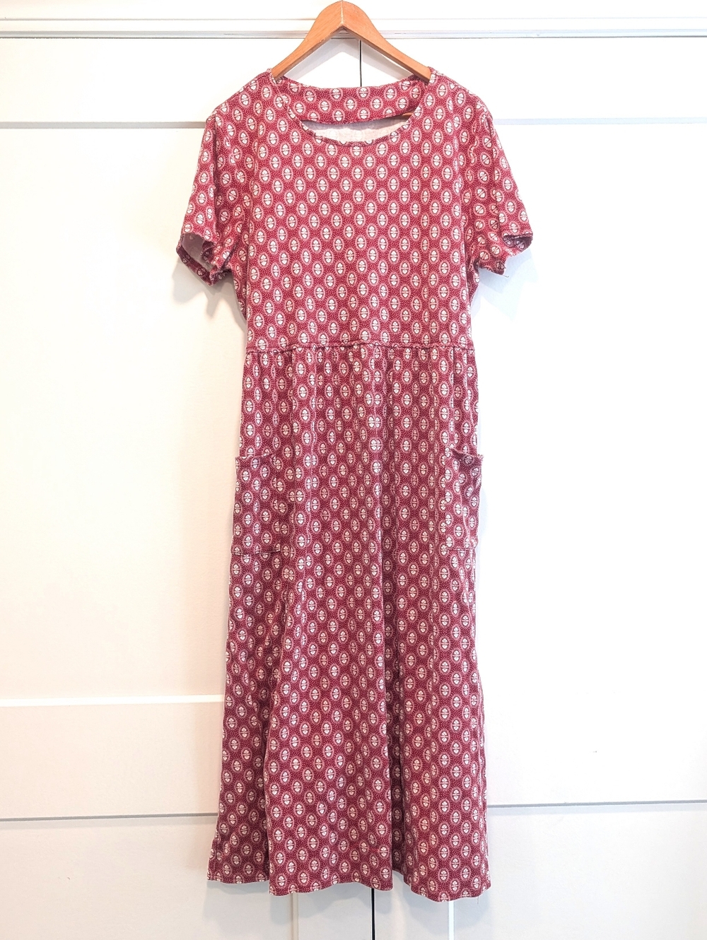 Women's Red Printed Short-Sleeve Prairiecore House Dress Modest Conservative